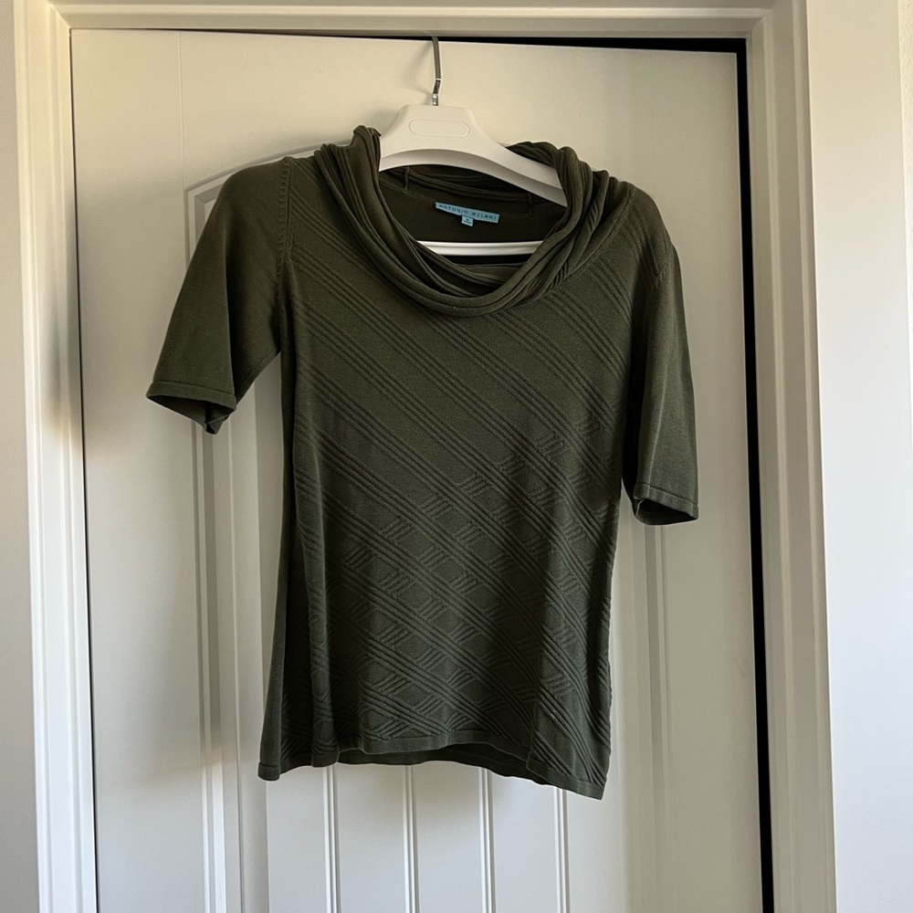 Antonio Melani Olive Green Short Sleeve Seeater